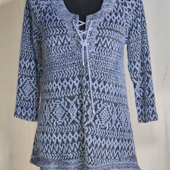 One World Periwinkle Black Mix Pattern 3/4 Sleeve Poly Lace Up Front Top Size S - Picture 4 of 16